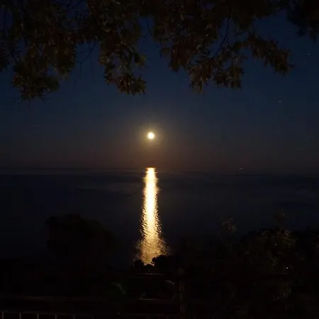 Bed & Breakfast Sea View Di Amedeo