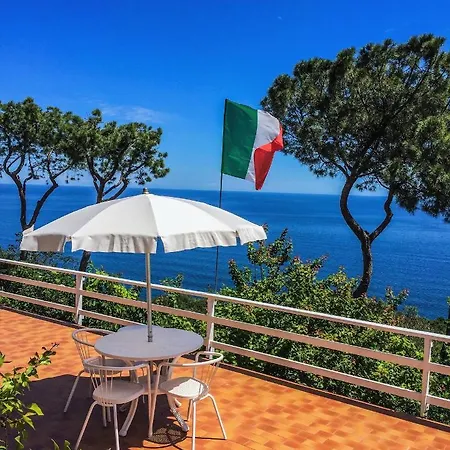 Sea View Di Amedeo Bed & Breakfast *