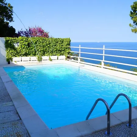 ベッド・アンド・ブレックファスト Sea View Di Amedeo